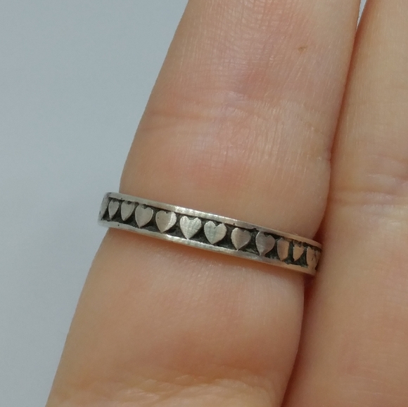 SOLD Sterling Silver Heart Band Ring - Picture 3 of 3